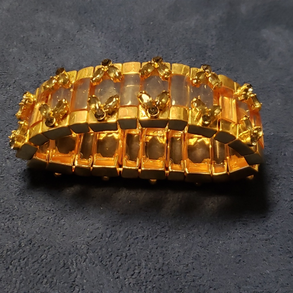 Vintage Lucite Peach Gold Tone Rectangular Link Jeweled Bracelet - Picture 3 of 9